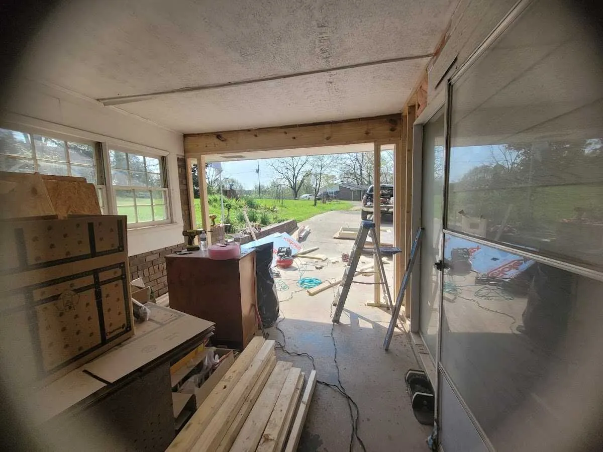 Air movers and dehumidifier for Water Mitigation Services in Versailles